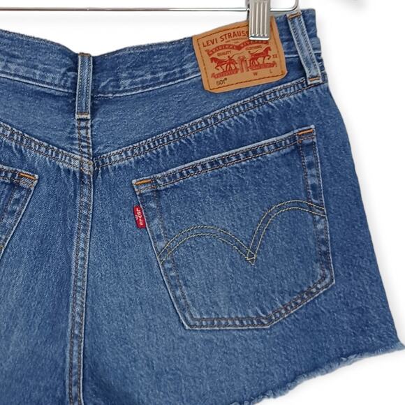 Levi's 501 Button Fly Cutoff Raw Hem Jean Shorts S58022 Size 29 - Picture 5 of 6